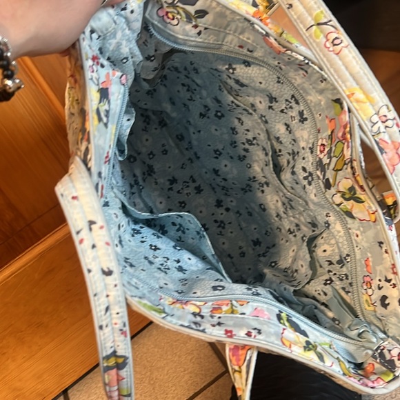 LIKE NEW - VERA BRADLEY 3 PIECE SET - Picture 6 of 14